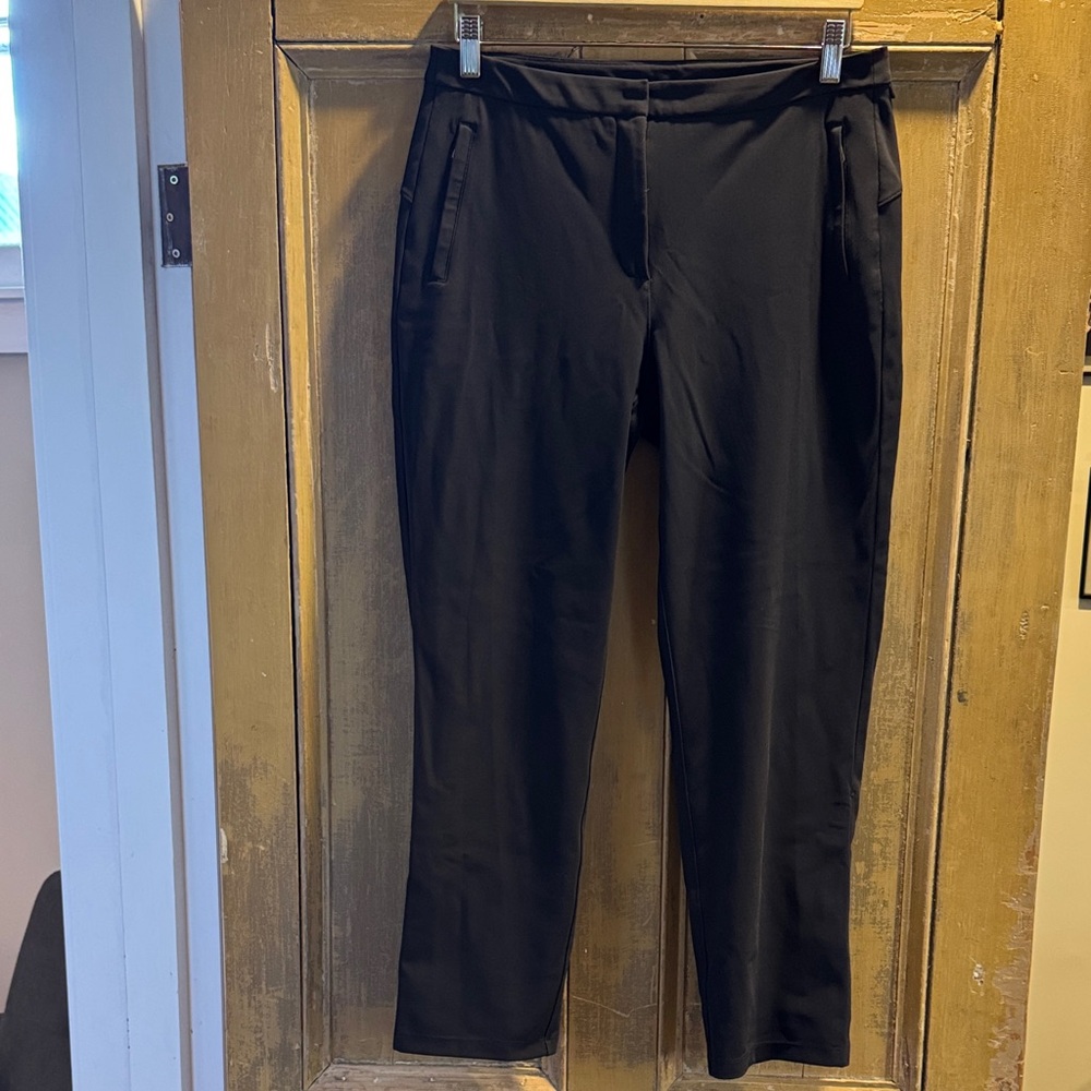 Lululemon woman’s Black Pants